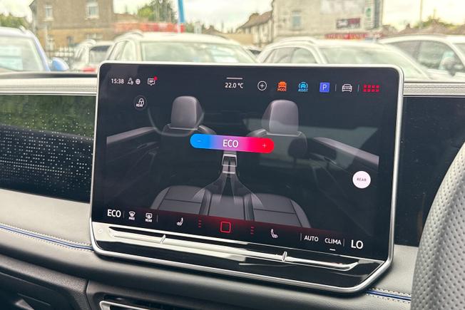 VOLKSWAGEN Tiguan Photo 40