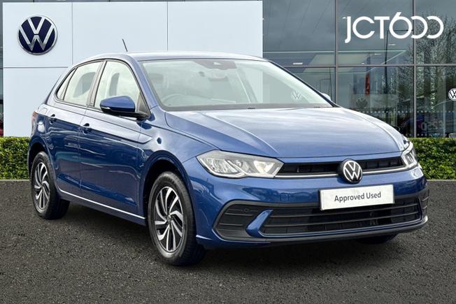 VOLKSWAGEN Polo Photo 1