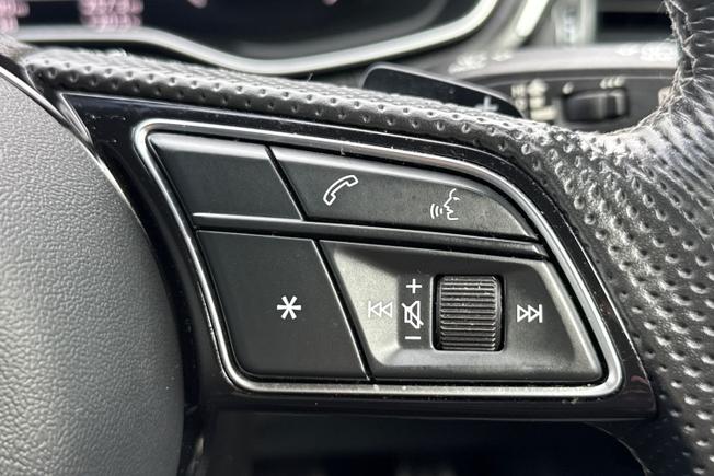 AUDI A4 Avant Photo 17
