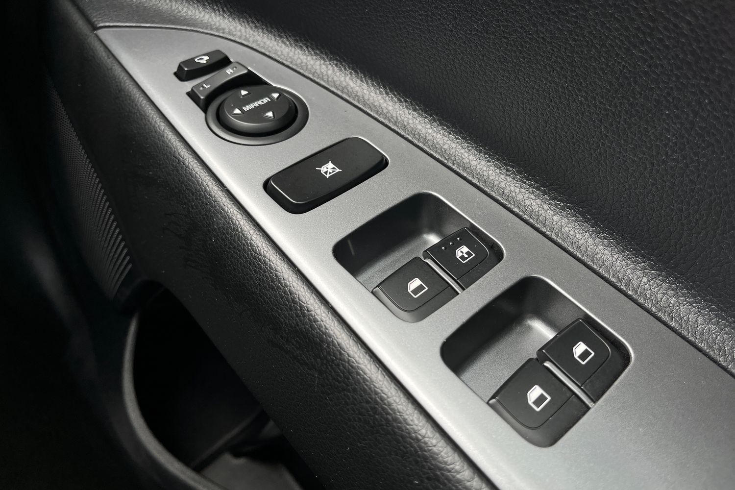 Kia STONIC Photo 15