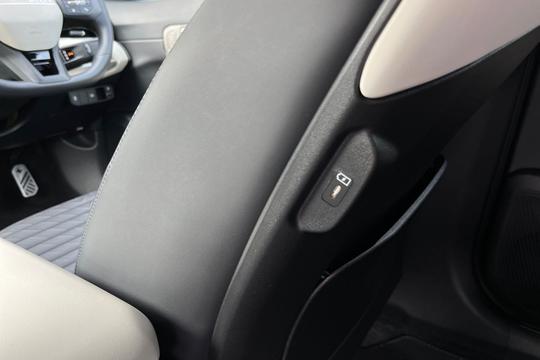 Kia EV4 Photo autoimg-4b71134555f4f60ff7a90ddd73cfc21107b98dbb.jpg