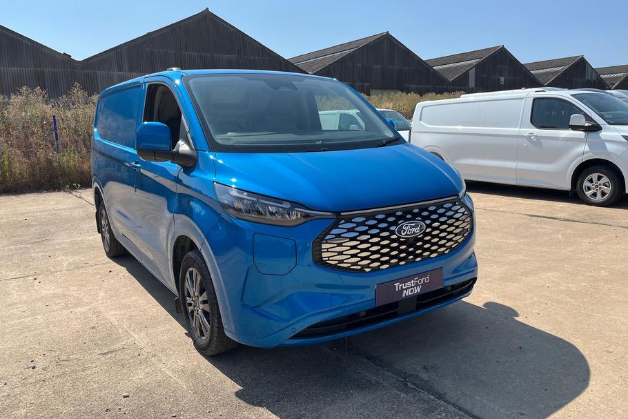 Used Ford E-TRANSIT CUSTOM MM75RCZ 1
