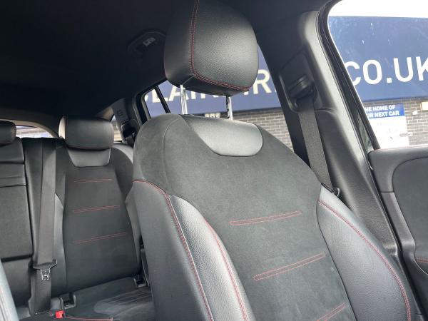 Mercedes-Benz EQB Photo autoimg-4b76c92e2c162e139dc63e85573d0492f61d8835.jpg