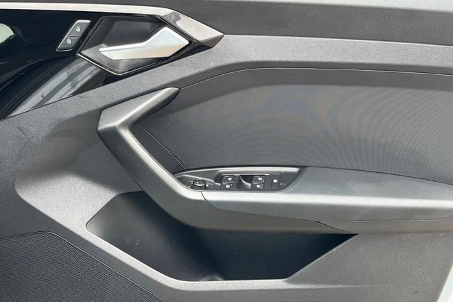 AUDI A1 Photo 40