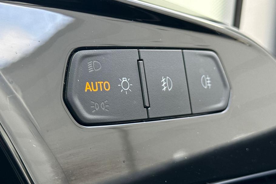 Used Ford TRANSIT CONNECT BG75DMZ 28