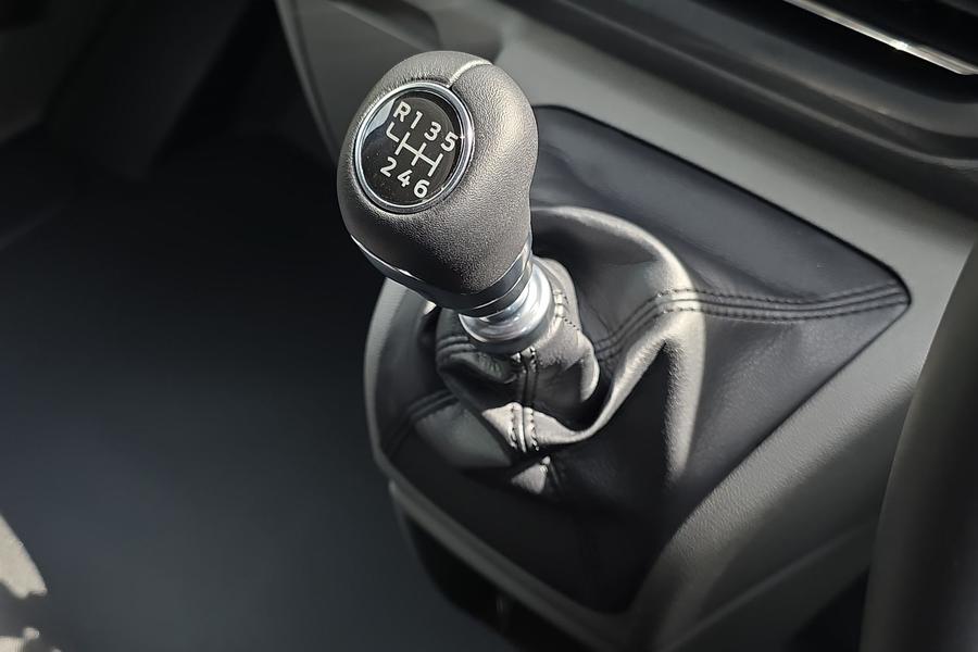 Ford TRANSIT CUSTOM Photo autoimg-4b7bbe776642393f746e36eb1f5223d6ce139fb0.jpg