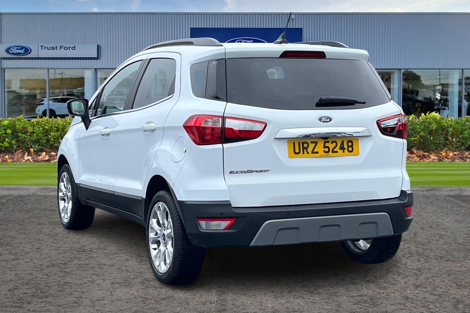 Ford ECOSPORT Photo 1