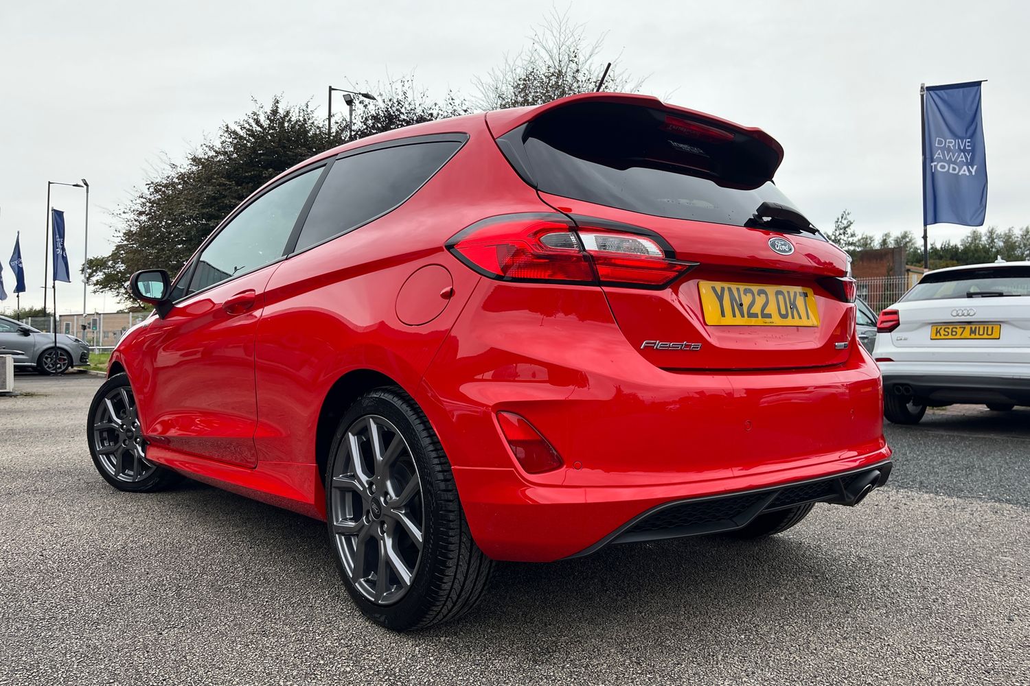 Ford Fiesta Photo 37