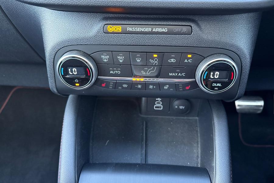 Ford KUGA Photo autoimg-4b7db504a07bbf59b5fbd87349d533b8f6e7491d.jpg