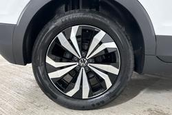 VOLKSWAGEN T-Cross Photo 5