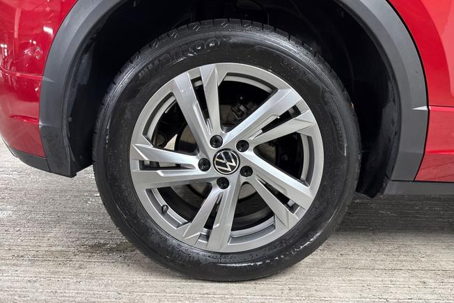 Volkswagen T-Roc Photo 5