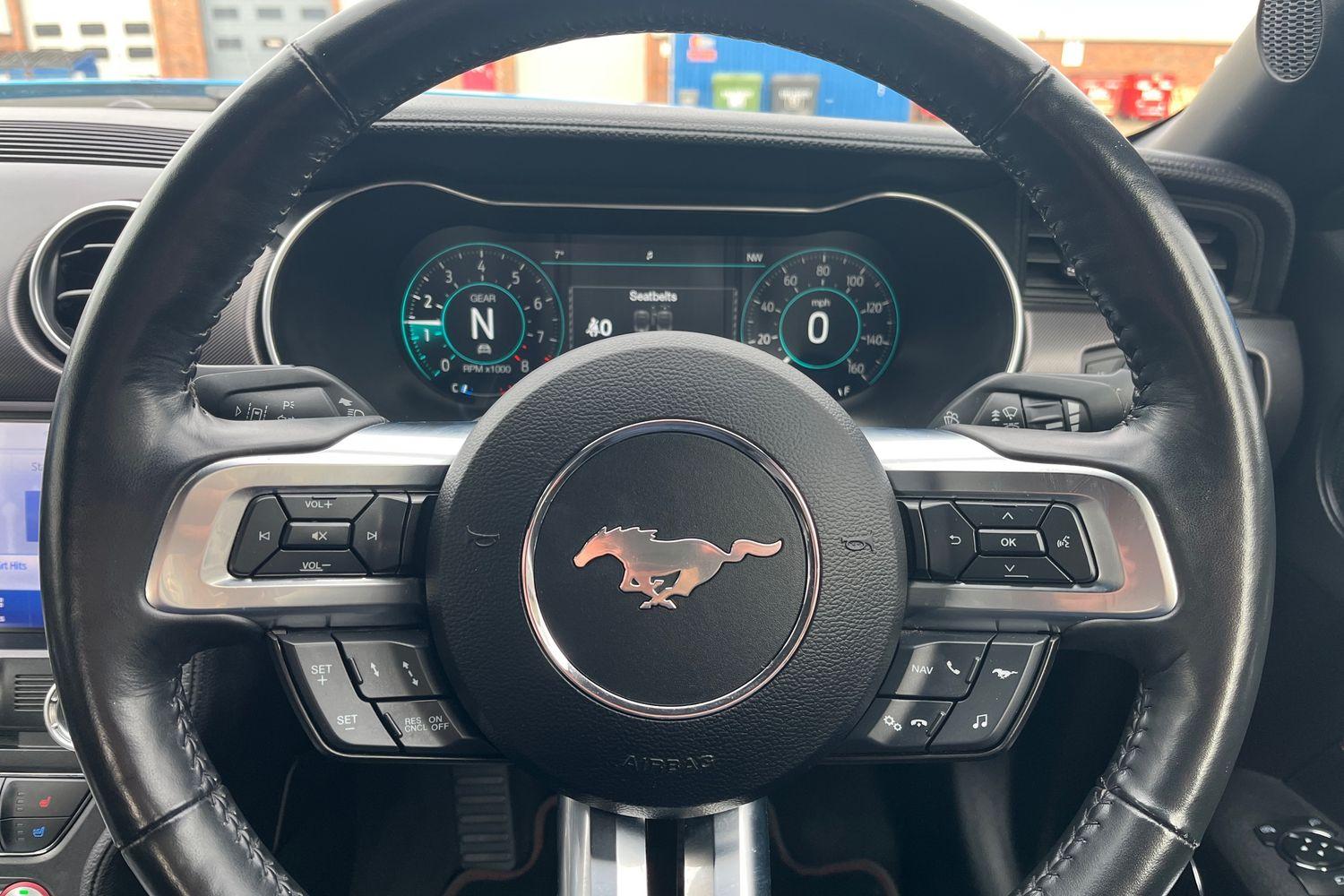 Ford Mustang Photo 11