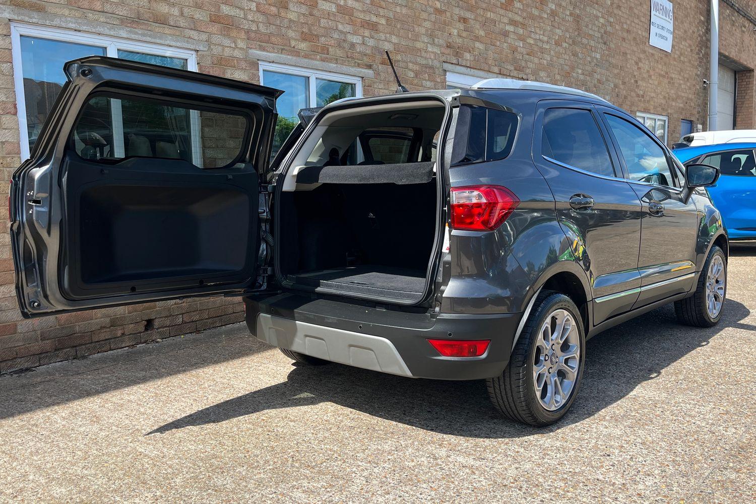 Ford EcoSport Photo 24