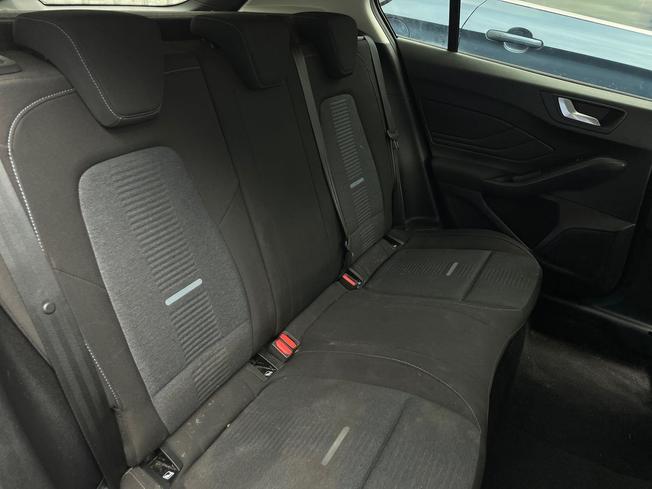 Ford Focus Photo 38