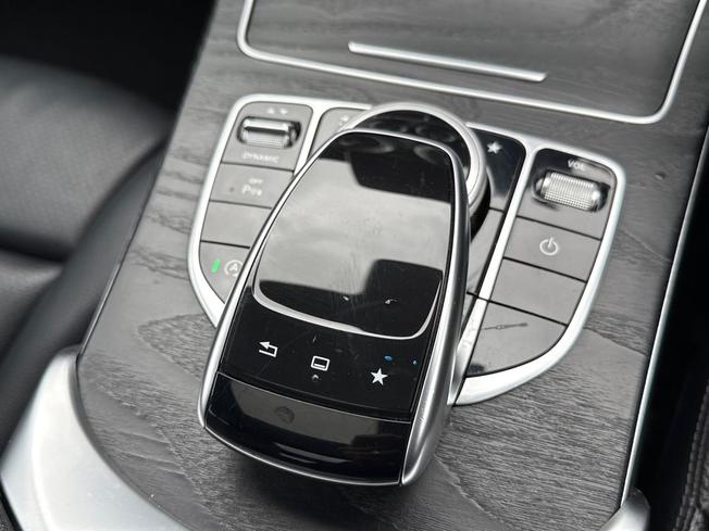MERCEDES-BENZ C Class Photo 33