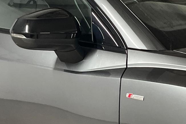AUDI Q3 Photo 20