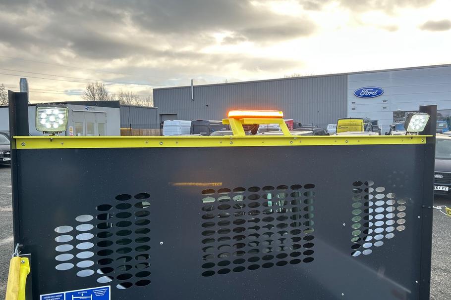 Used Ford TRANSIT 28