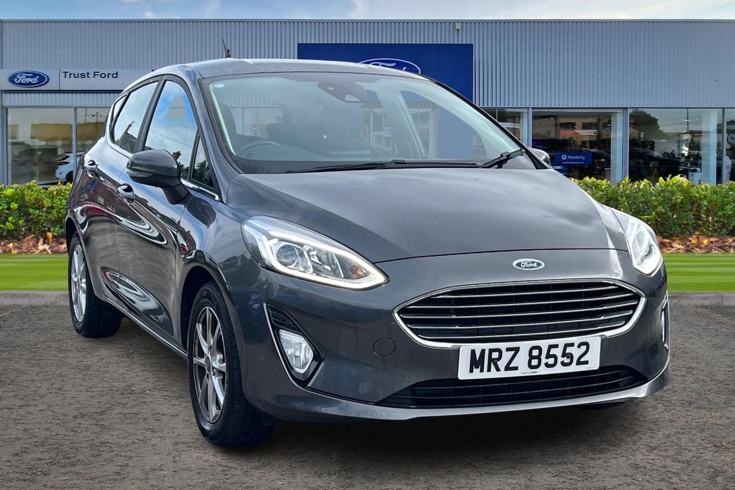 Ford FIESTA Photo 0