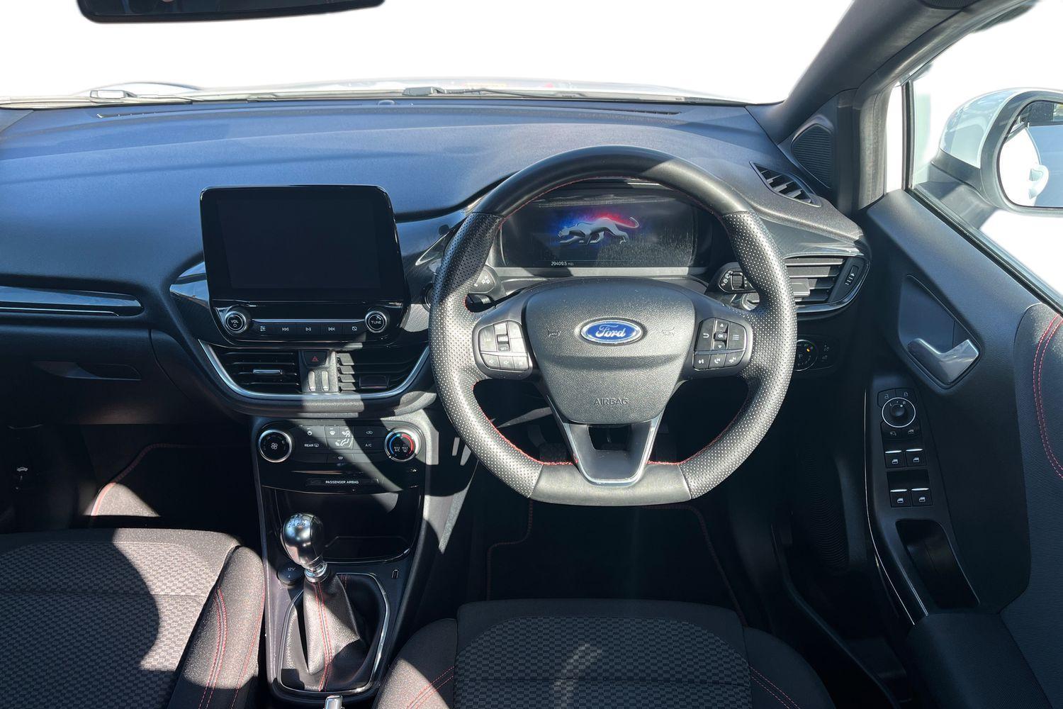 Ford PUMA Photo 10