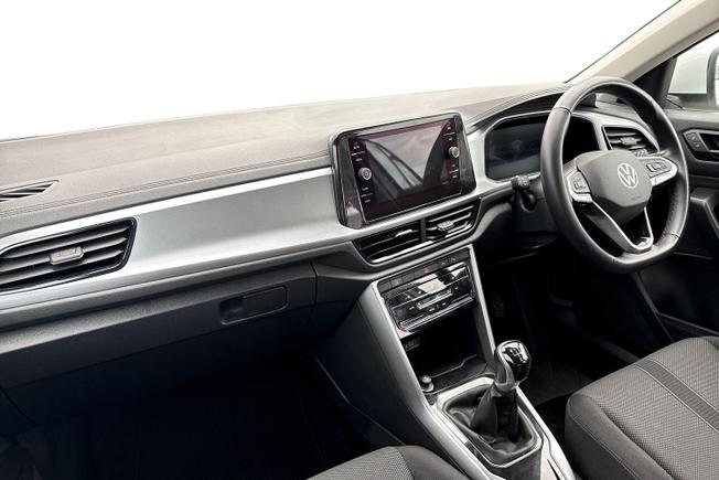 VOLKSWAGEN T-Roc Photo 2