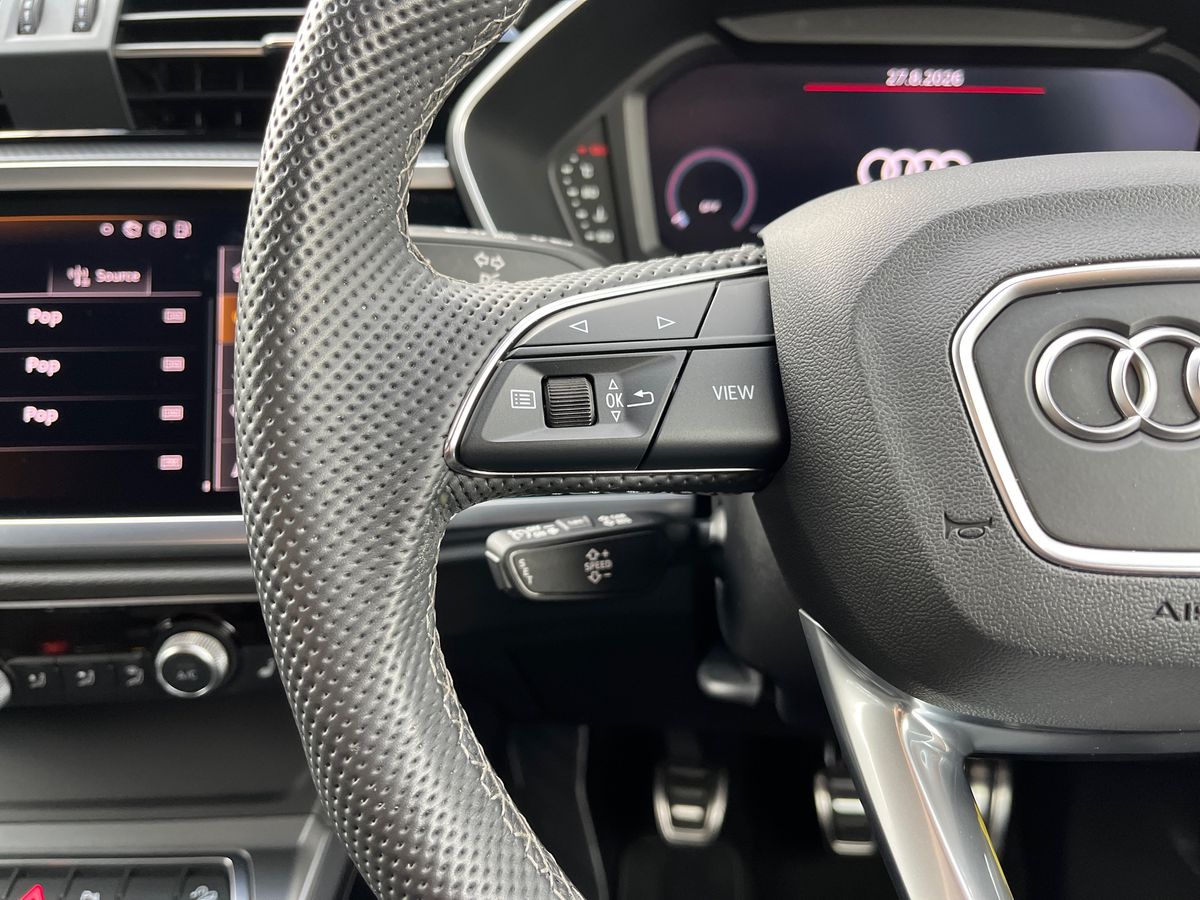 Audi Q3 Photo 14