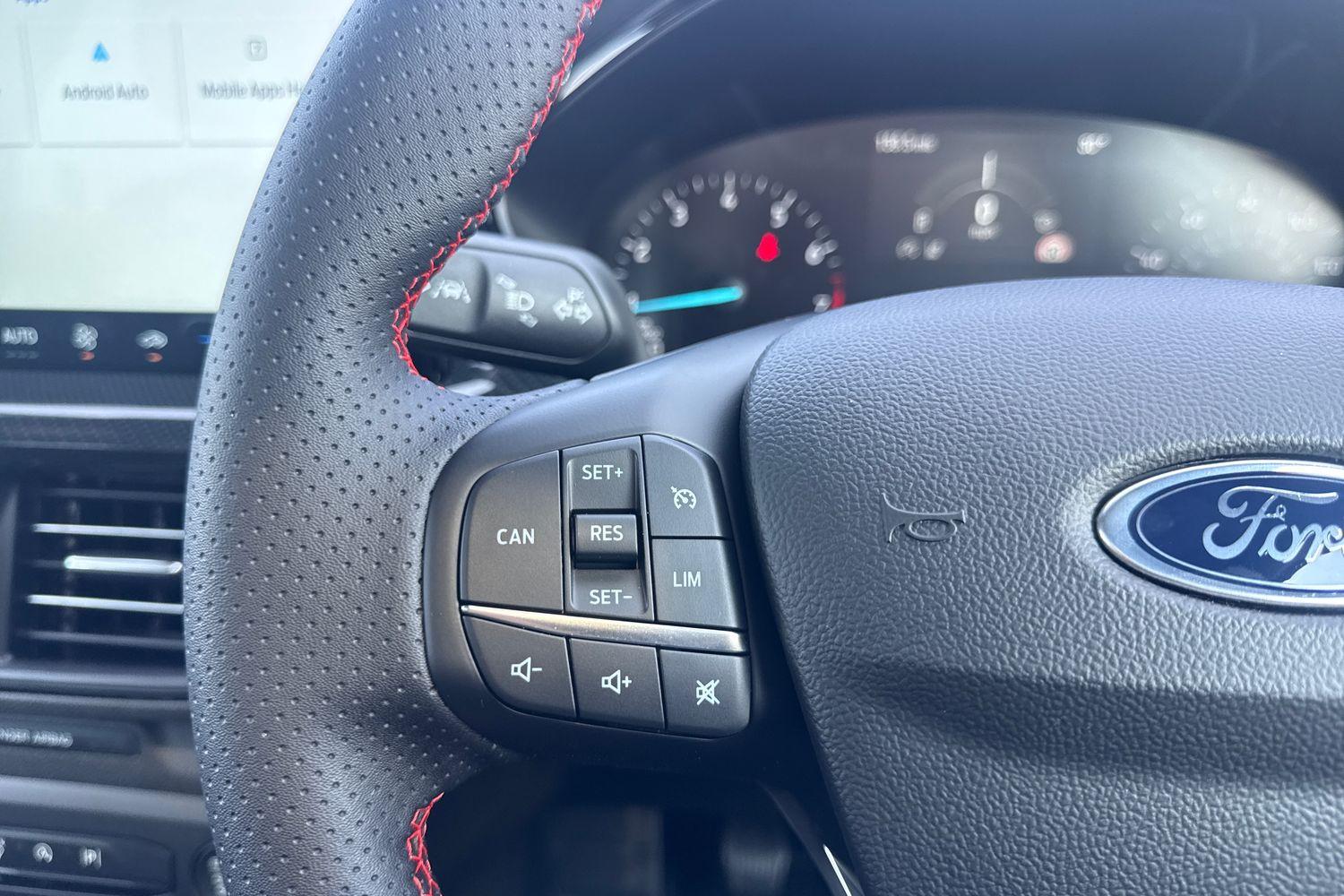 Ford FOCUS Photo 31