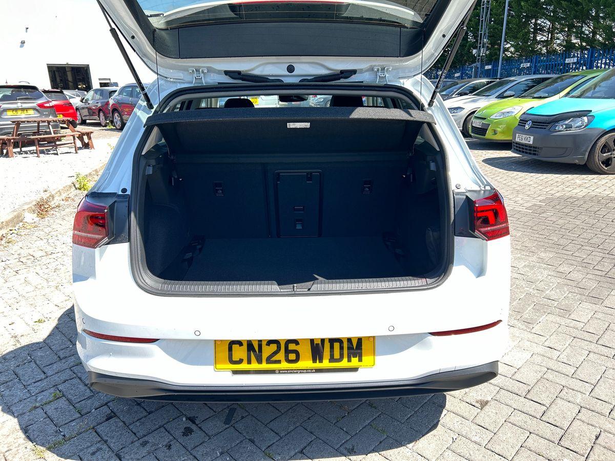 Volkswagen Golf Photo autoimg-4ba94ddc23b84a44340de428a4615cc0267855c3.jpg