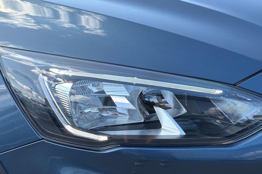 Ford FOCUS Photo autoimg-4baa8cf590a7c3584ddeb6a13c8f677478b44099.jpg
