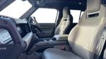 Land Rover Defender Photo 2