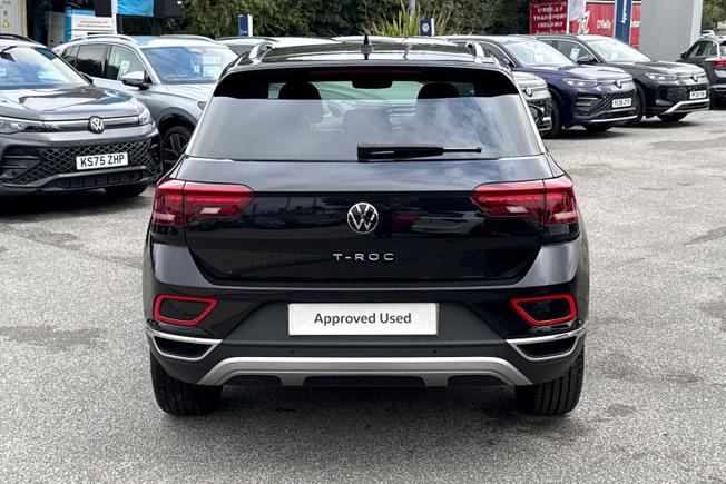 Volkswagen T-Roc Photo 30