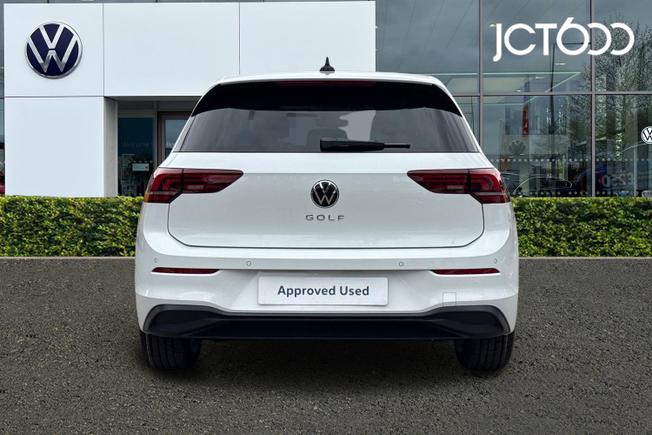 VOLKSWAGEN Golf Photo 7