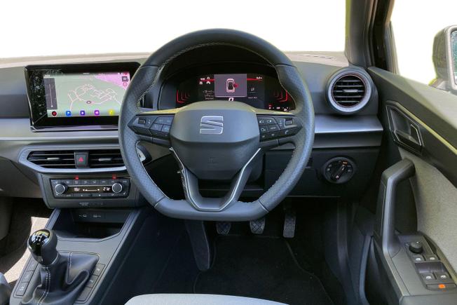 SEAT Arona Photo 11