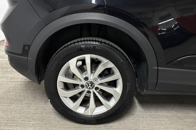 Volkswagen T-Roc Photo 5