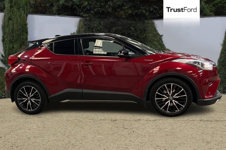 Toyota C-HR Photo autoimg-4bbded287e71fb0d7b7f1e4dea39a718589261b1.jpg