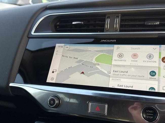 JAGUAR I-Pace Photo 40