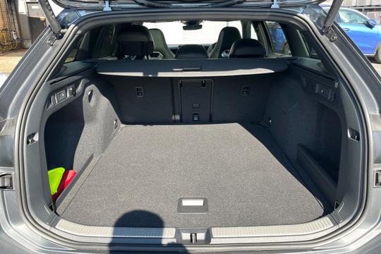 Volkswagen Passat Photo autoimg-4bcdd558c7544a17cff7031e7b22b6a963a79c6a.jpg
