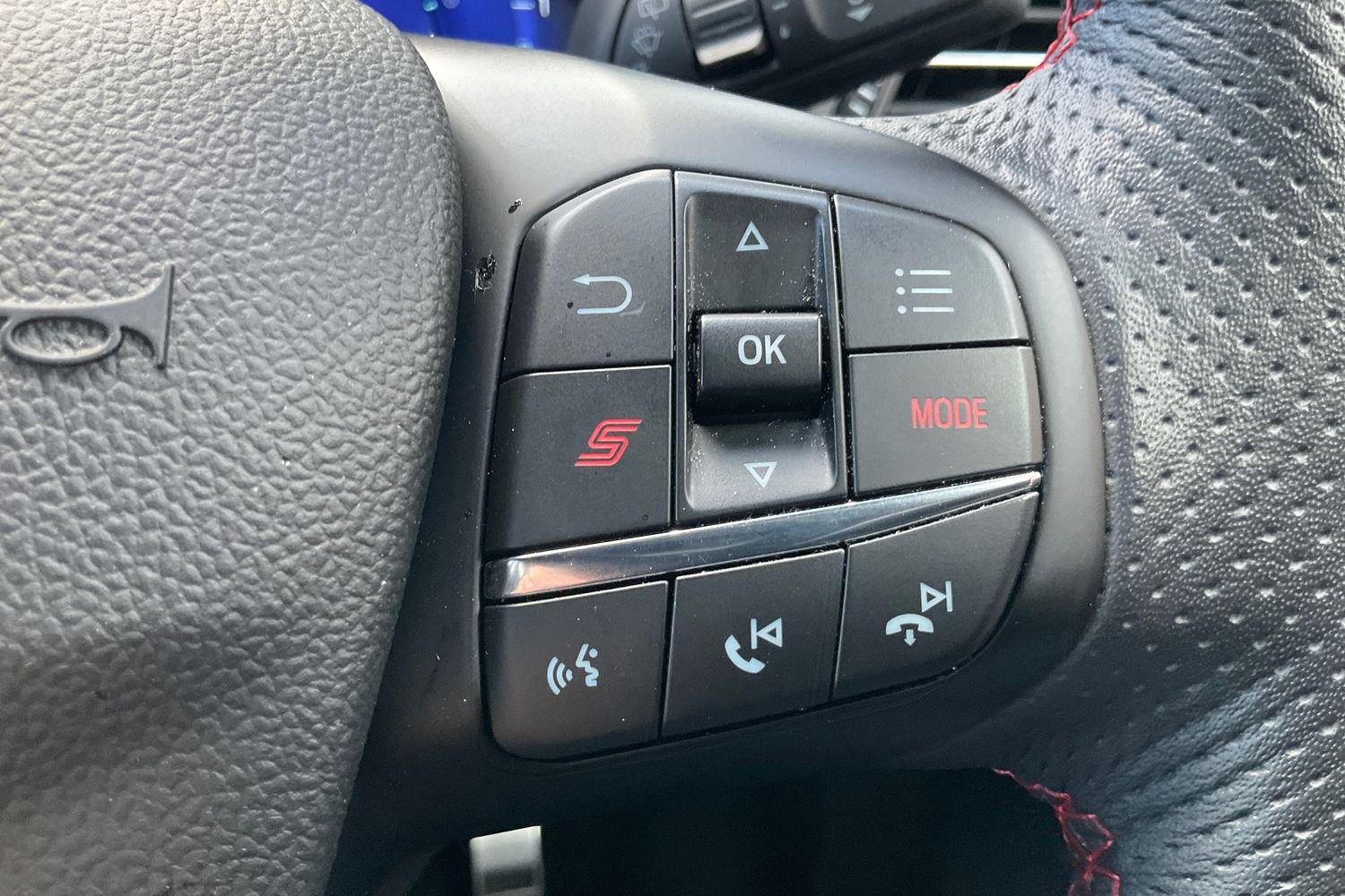 Ford Focus Photo 32