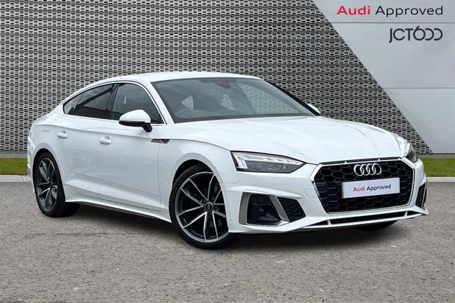 AUDI A5 Photo 1