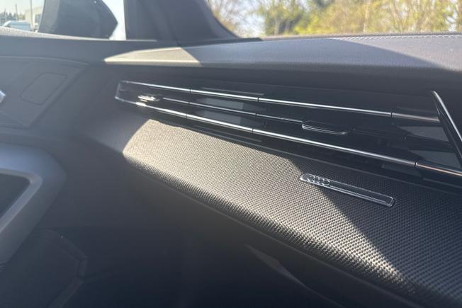 AUDI A3 Photo 32