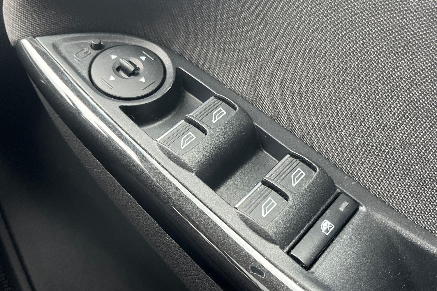 Ford FOCUS Photo 15