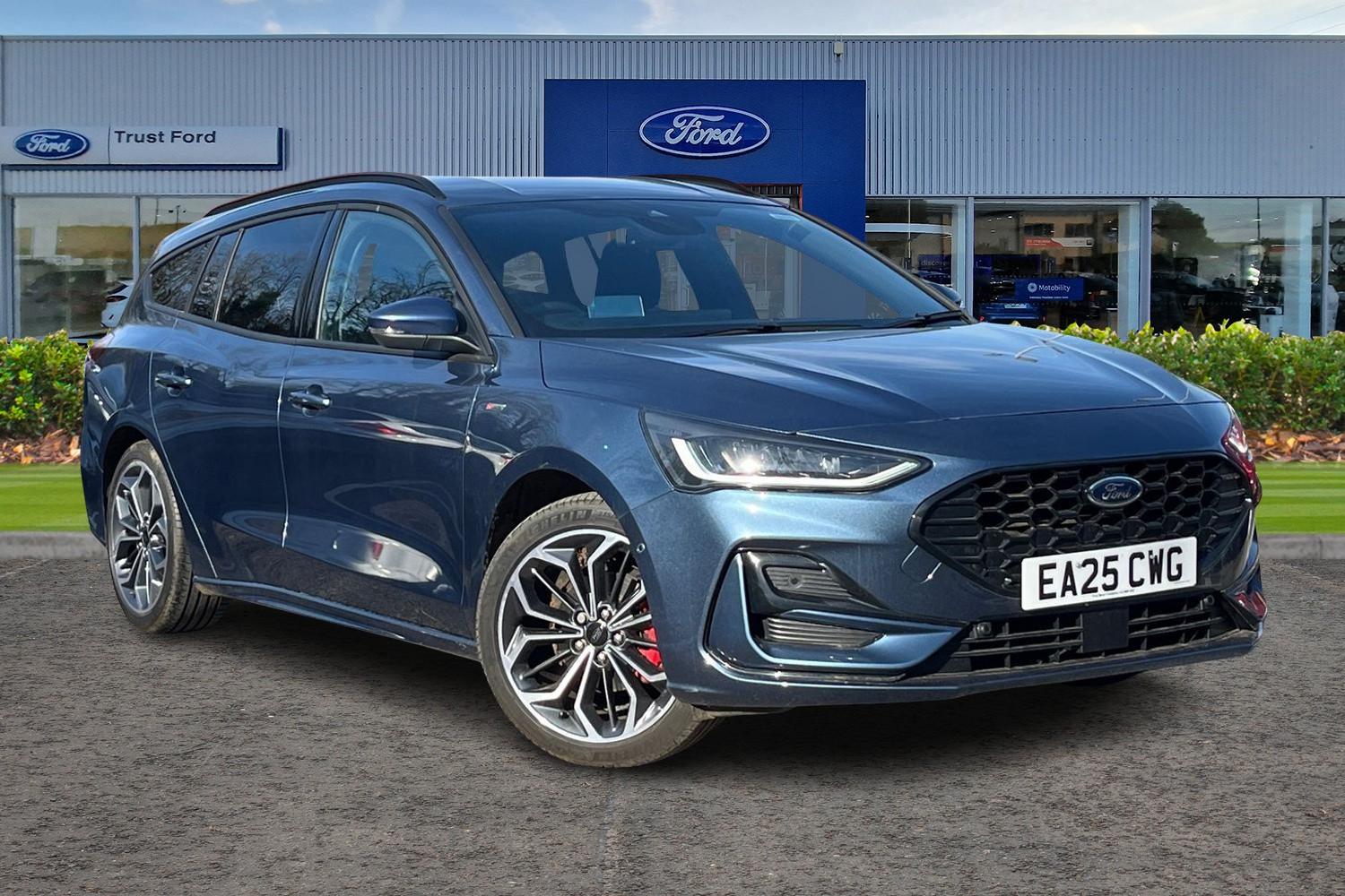 Ford Focus Photo 0