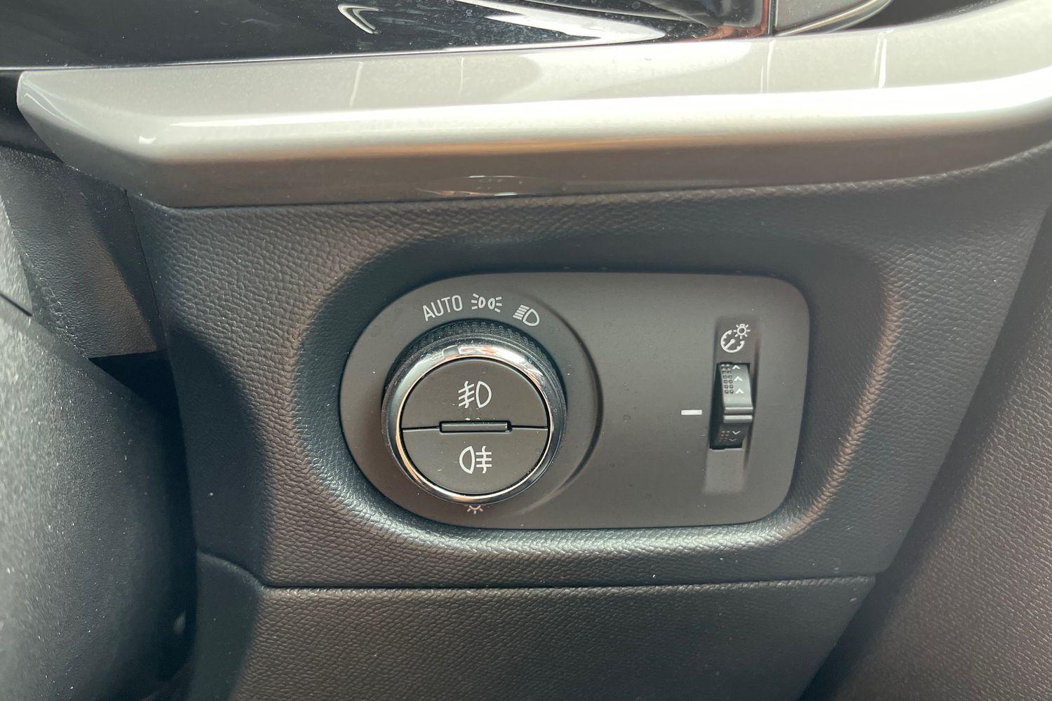 Vauxhall MOKKA Photo 34