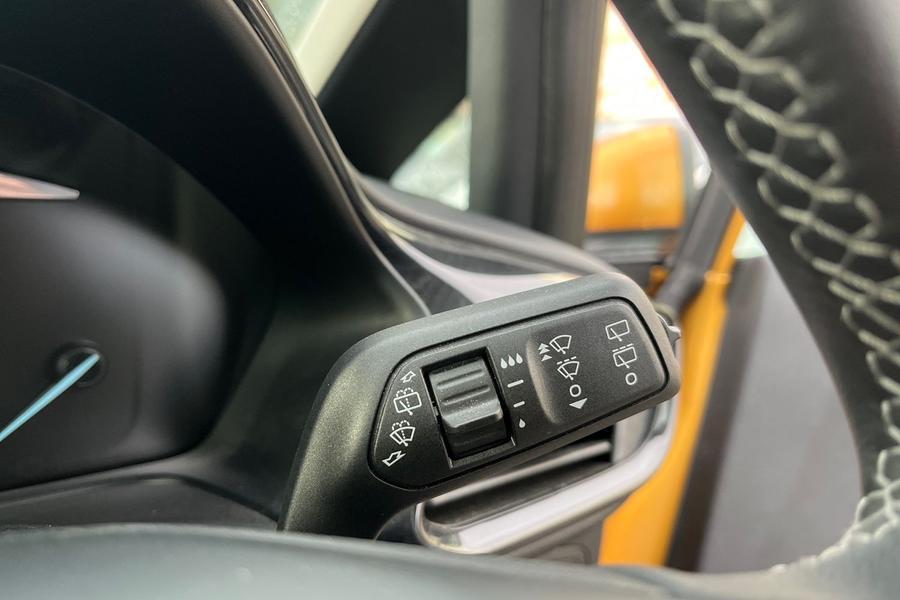 Ford FIESTA Photo autoimg-4bdd59da5a64ce11cdefa9c716c8e7cd82473a67.jpg