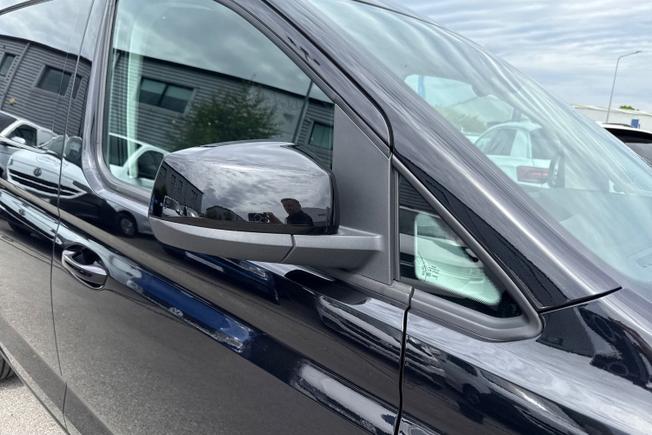 VOLKSWAGEN Caddy Photo 20