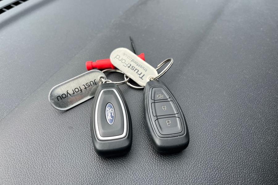 Ford FIESTA Photo autoimg-4beae837b834ddacb8b2e1b920b13c37a9498d3f.jpg