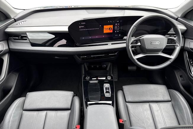 Audi Q6 e-tron Photo 10