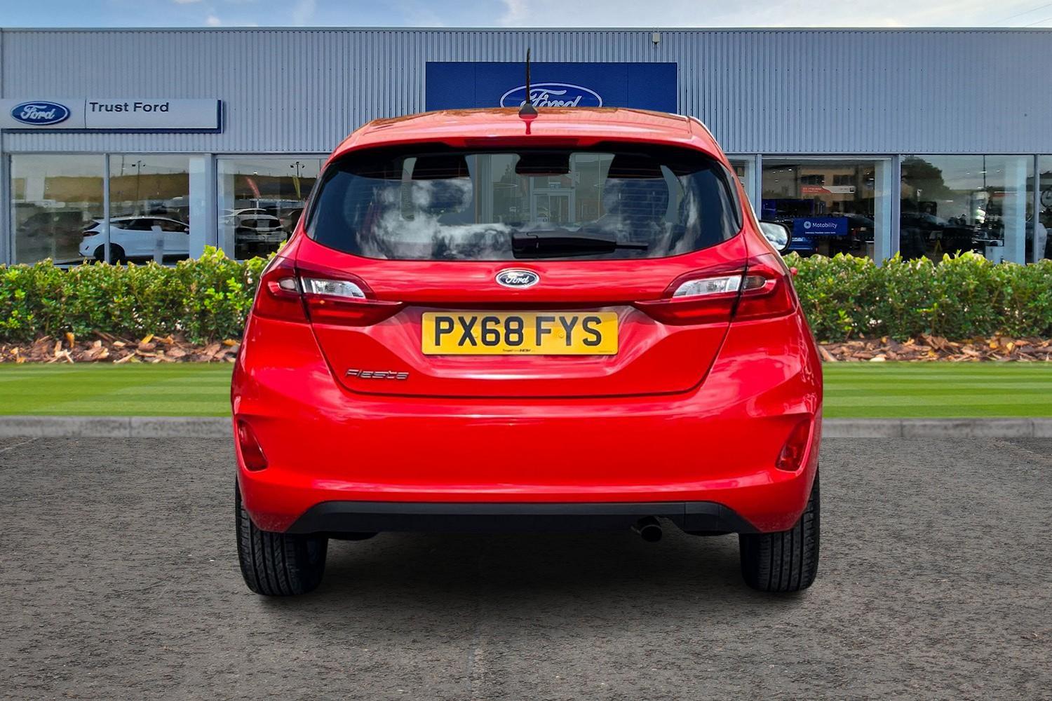 Ford FIESTA Photo 6