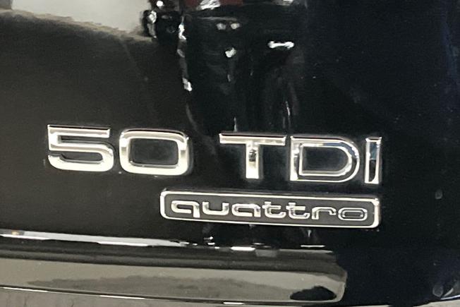 AUDI Q7 Photo 36