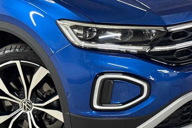 VOLKSWAGEN T-Roc Photo 19