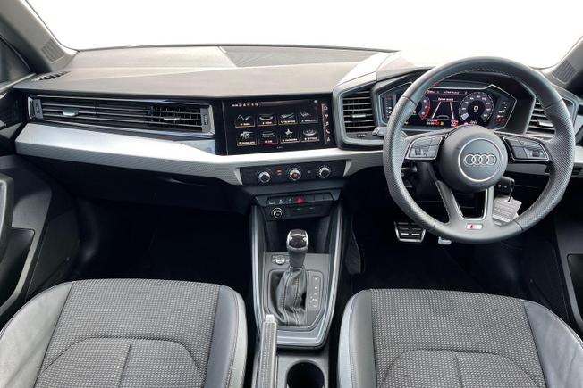 Audi A1 Photo 10